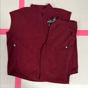 Figs burgundy scrub set